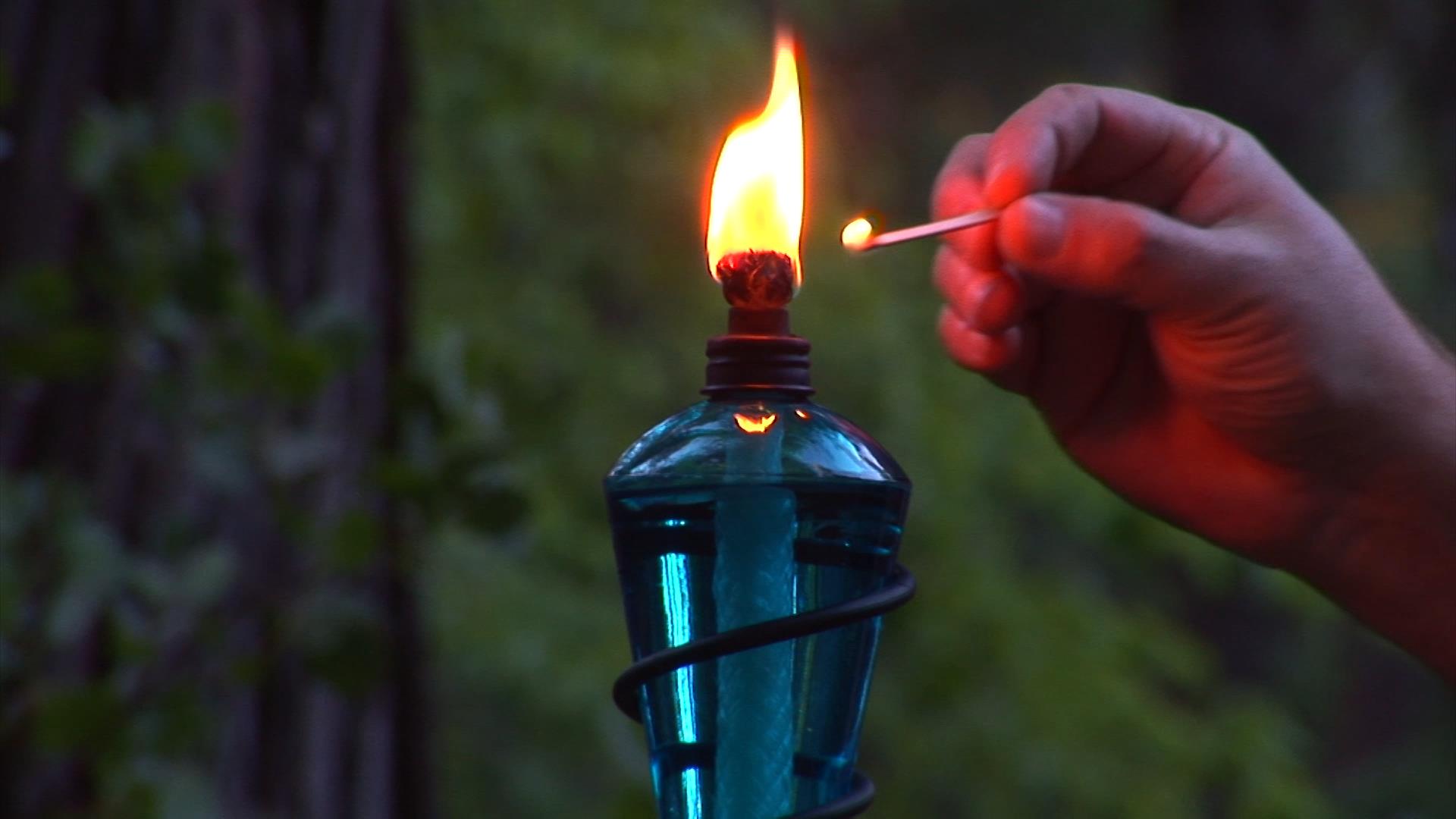 Tiki torch lighting
